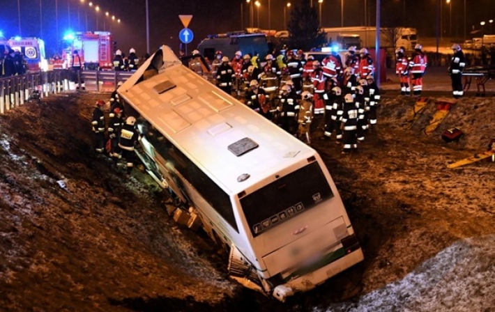 Автобус с украинцами попал в жуткое ДТП в Польше в 