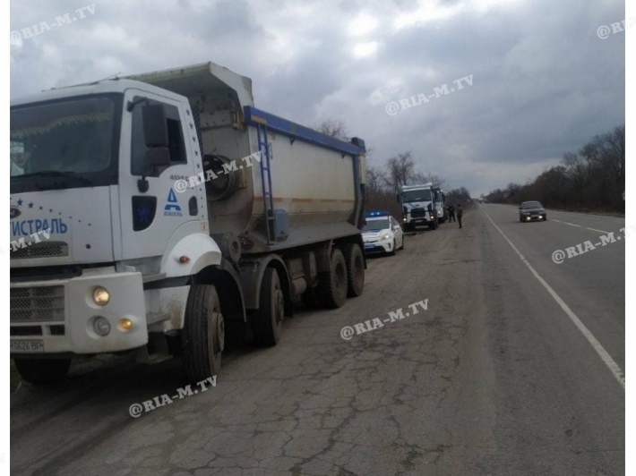 В полиции рассказали, как накажут водителей грузовиков, которые разбивали асфальт на центральном проспекте в Мелитополе
