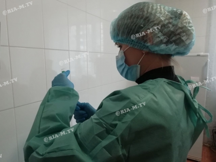 Кто в Мелитополе может привиться от коронавируса вне очереди (видео)
