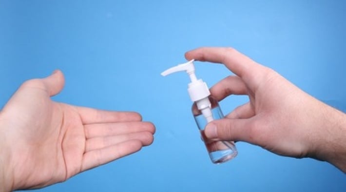 В антисептиках для рук обнаружили опасное вещество, вызывающее рак