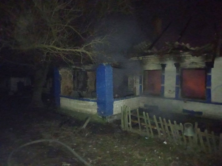Под Мелитополем во время пожара заживо сгорели двое мужчин (фото)