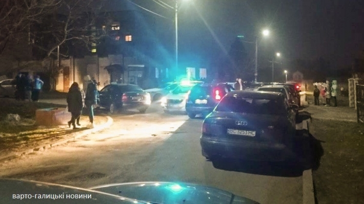 Под Львовом на улице произошел взрыв - пострадали девушки-подростки