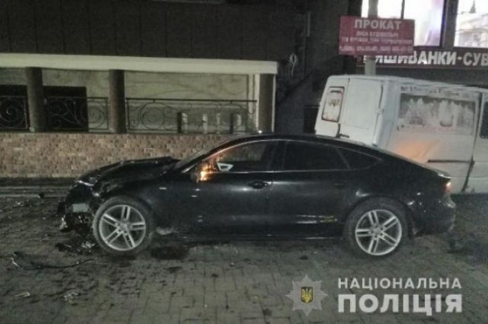 В Закарпатской области под колесами авто погибла 42-летняя женщина