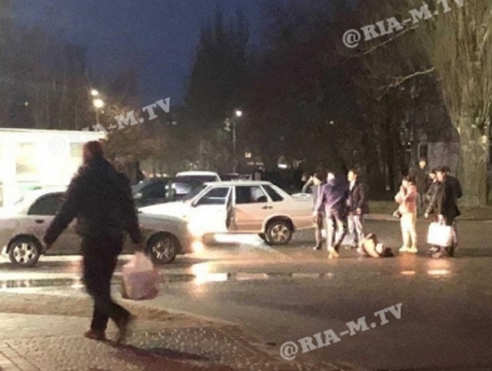 В Мелитополе на пешеходном переходе сбили человека (фото, видео)