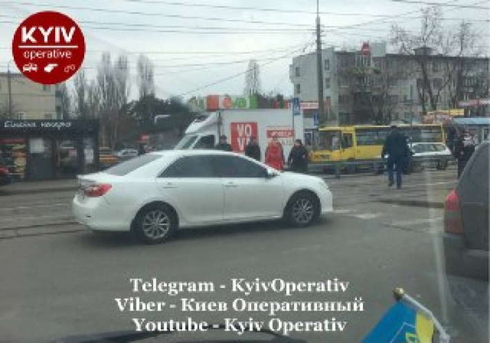 Стоит, как "хозяин мира": в Киеве заметили наглого "героя" парковки, фото