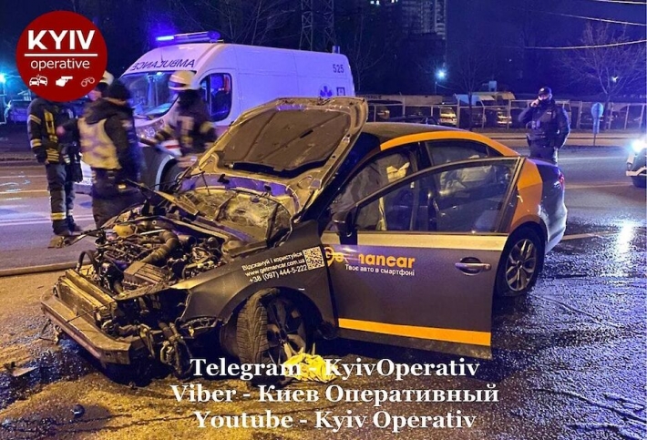 В Киеве пьяный водитель иномарки 