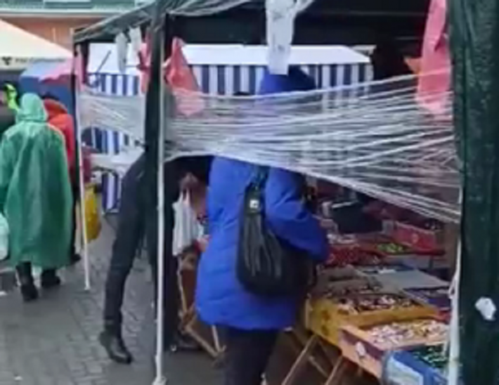 Приближаем локдаун – как покупатели приближают Мелитополь к красной зоне (фото, видео)