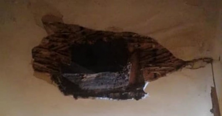 Под Днепром на женщину обрушился потолок в больнице