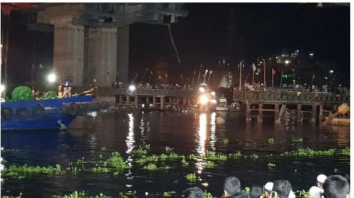 ​В Бангладеш затонул паром с 50 пассажирами на борту - много погибших: фото и видео