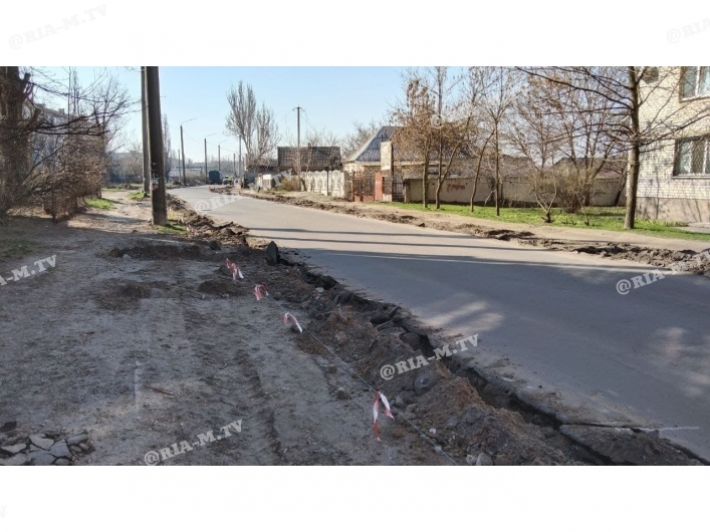 Обещал – делает. Где в Мелитополе построят обещанный Иваном Федоровым тротуар (фото)