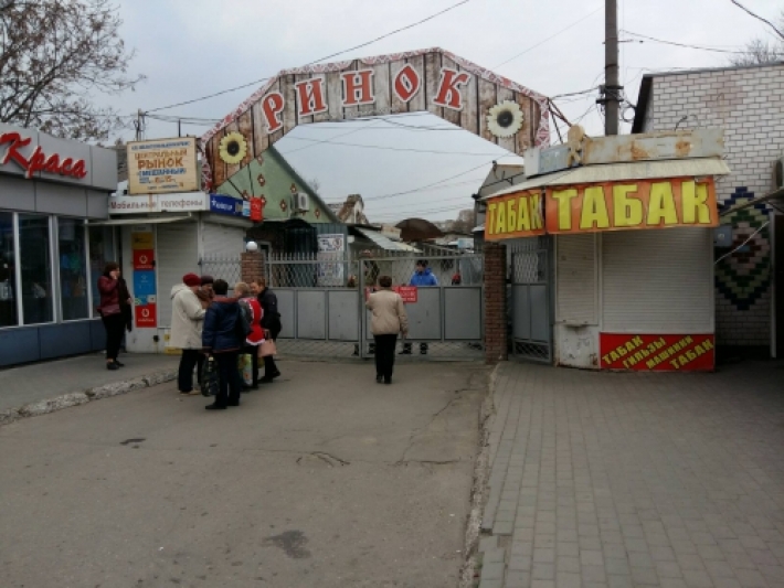 В Мелитополе торгующие уже заговорили о закрытии рынков через неделю