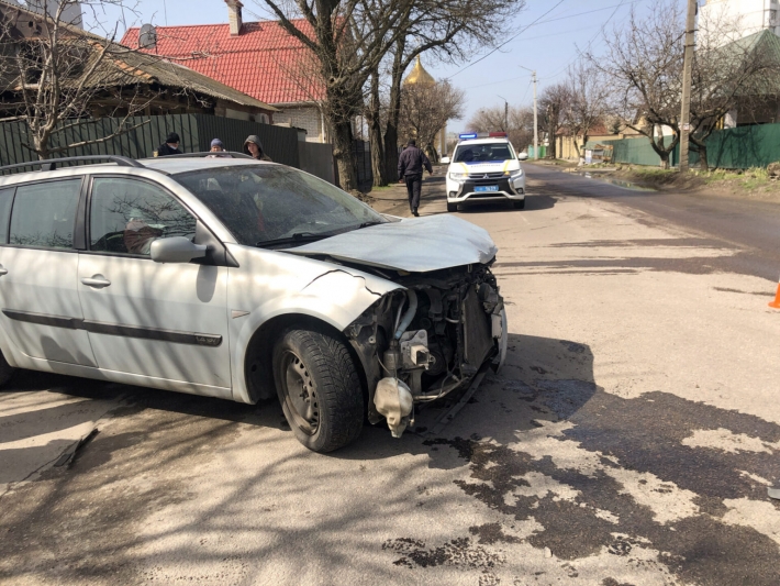 В Запорожской области пьяный водитель совершил ДТП и пытался прикинуться пассажиром (фото, видео)