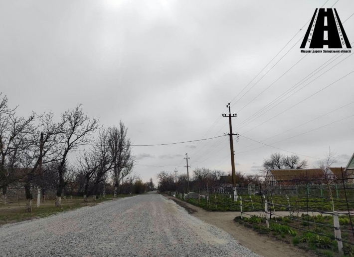 В Мелитопольском районе стартовал ремонт сельской дороги, которого добился нардеп Сергей Минько (фото)