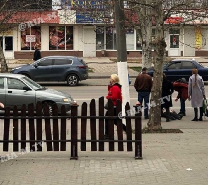 В Мелитополе сбили женщину, переходившую дорогу (фото)