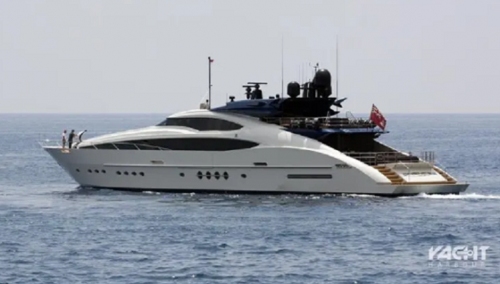 Виктор Пинчук продает свою яхту почти за 13 млн долларов