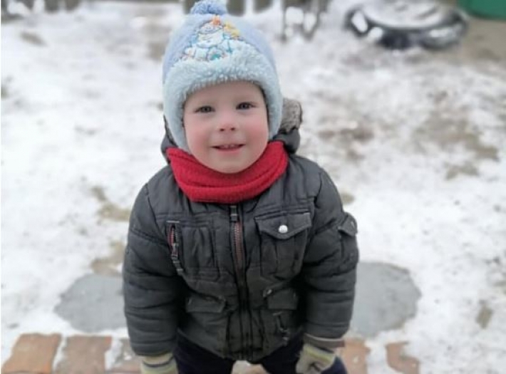 Под Киевом загадочно пропал двухлетний ребенок - все силы брошены на его поиски: фото