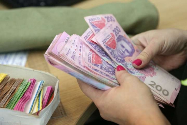 Жительницу Мелитополя, которая получала пенсии в России и Украине, заставили вернуть деньги
