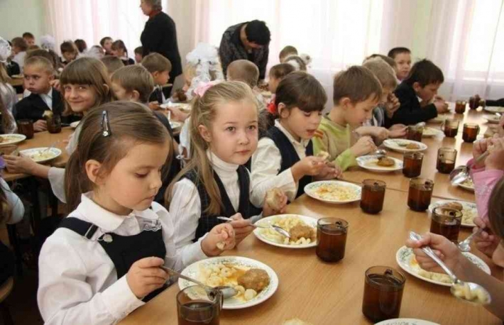 В Запорожской области нашли нарушения в школьных столовых