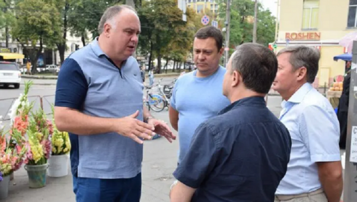 От коронавируса умер глава Подольского района Киева Виктор Смирнов