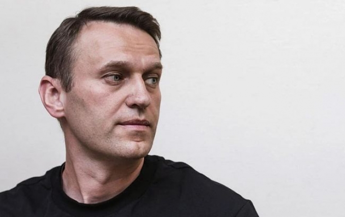 Врачи говорят о критическом состоянии Навального: "умрет в течение ближайших дней"