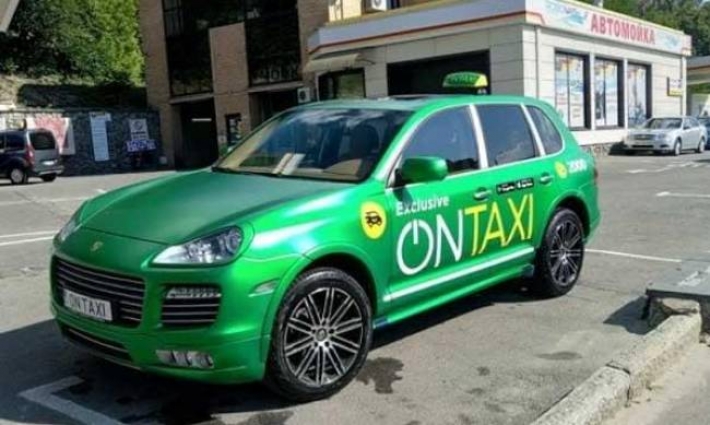 Клиентку такси в Мелитополе возмутила доплата "за воздух" (фото)