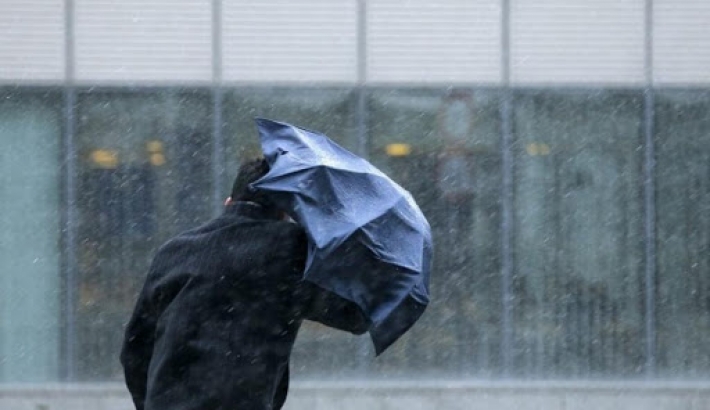 Дождь, град и шквальный ветер - жителей региона предупреждают о резком ухудшении погоды