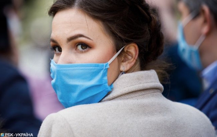Украинцам рассказали, сколько больных коронавирусом будет на Пасху и майские