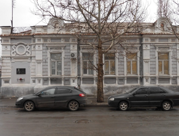 В Мелитополе военкомат поселился в здании ученого раввина (фото)