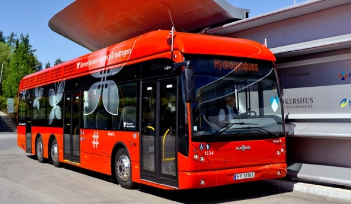 В Мелитополе власть ищет автобусы в Израиле, Китае и странах ЕС