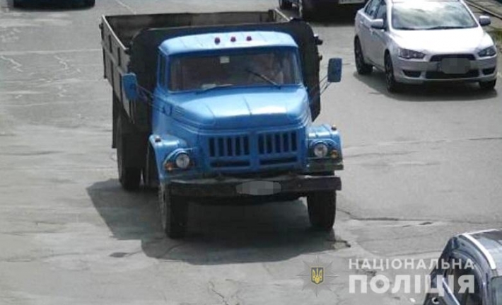 В Киеве мужчина угнал грузовик, чтобы съездить "по делам": фото