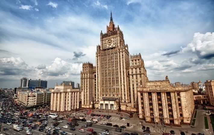 Россия объявила о высылке пятерых сотрудников посольства Польши