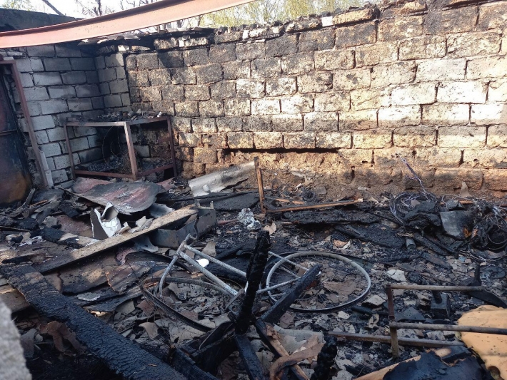 В Запорожской области дотла сгорел частный дом (фото)
