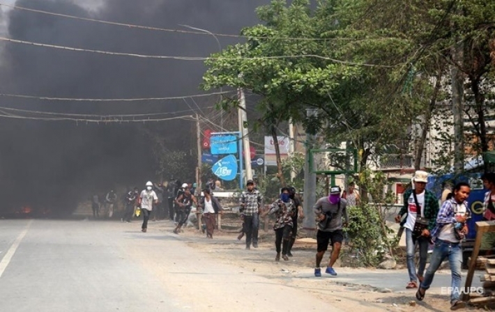 В Мьянме начались боевые действия, жителей деревень эвакуировали от границы