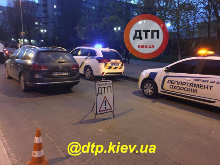 Под Киевом пьяный водитель-рецидивист влетел в авто с семьей: подробности и фото