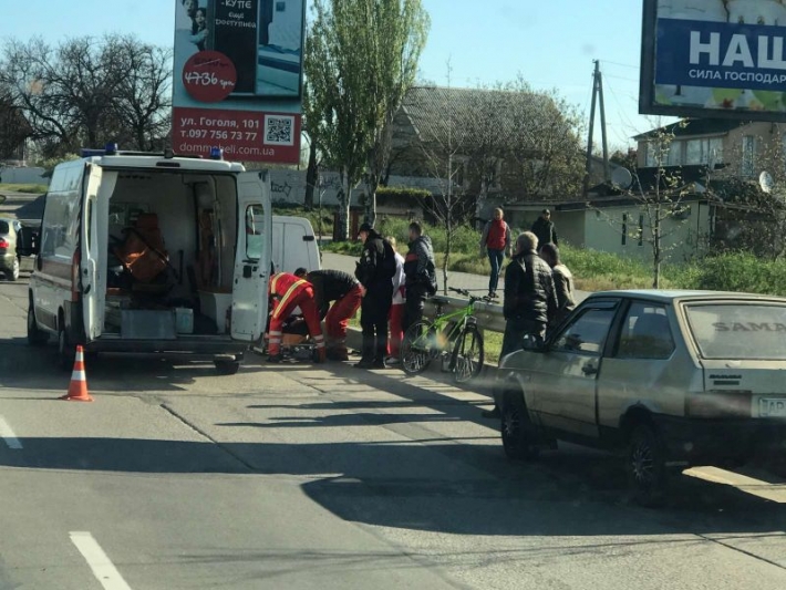 В Мелитополе под колеса авто попал велосипедист (фото)