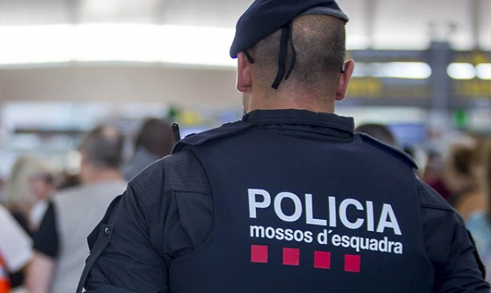 В Испании осудили официанта-каннибала, который изрубил свою мать на 1000 кусочков, чтобы ее съесть: фото