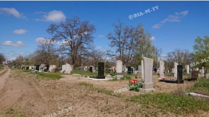 Как маршрутки на "Новое кладбище" в Мелитополе ходить будут в поминальные дни. Полное расписание