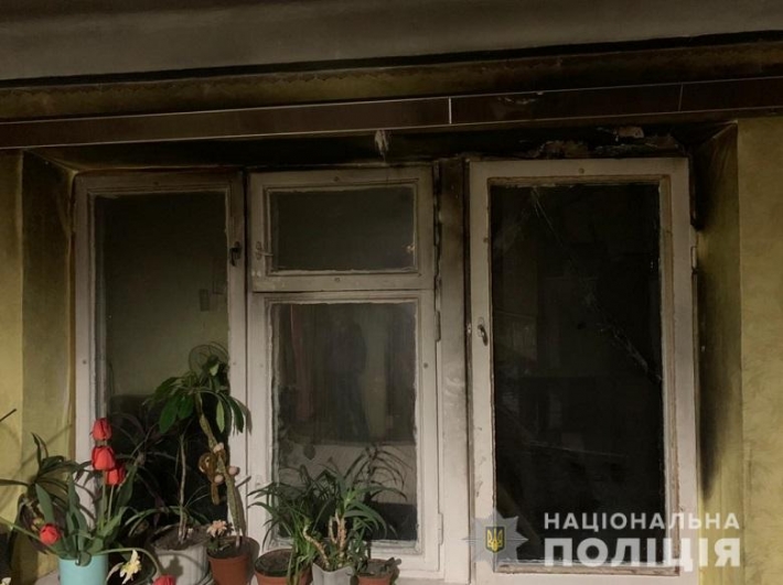 В Киеве пьяный мужчина после ссоры с женой устроил пожар: фото
