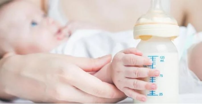 Врач предупредила о вреде детских молочных смесей
