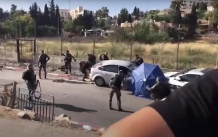 В Иерусалиме автомобиль протаранил толпу