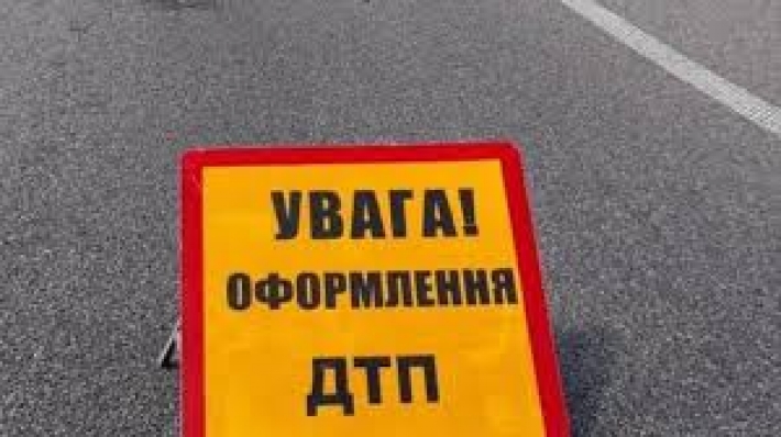 Во Львове случилось жуткое ДТП на перекрестке: момент трагедии попал на видео