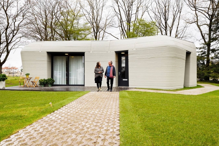 Напечатали и живут: в Нидерландах заселили необычный дом, фото