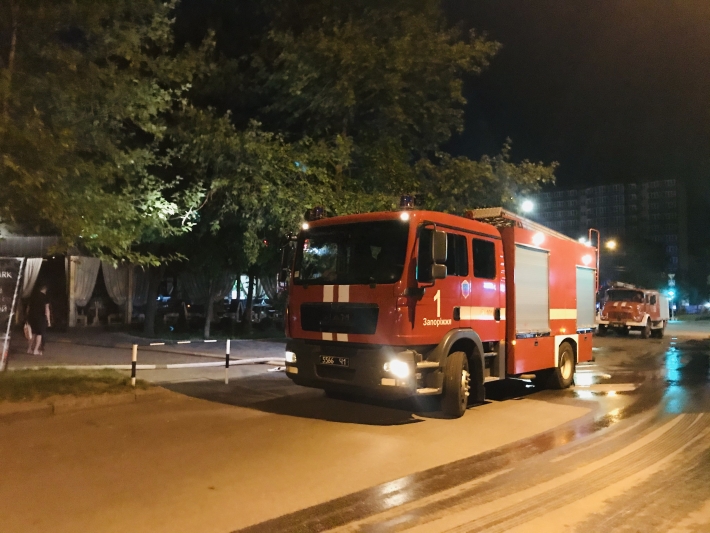 Стали известны подробности пожара в ресторане в центре Запорожья (фото)