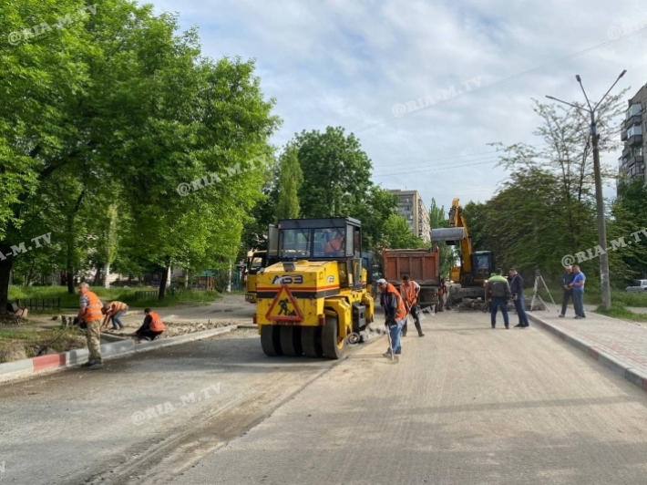 В Мелитополе после затяжного ремонта улицу открыли для проезда