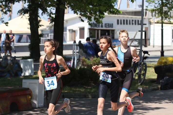 В Запорожской области стартовал детский чемпионат Украины по триатлону