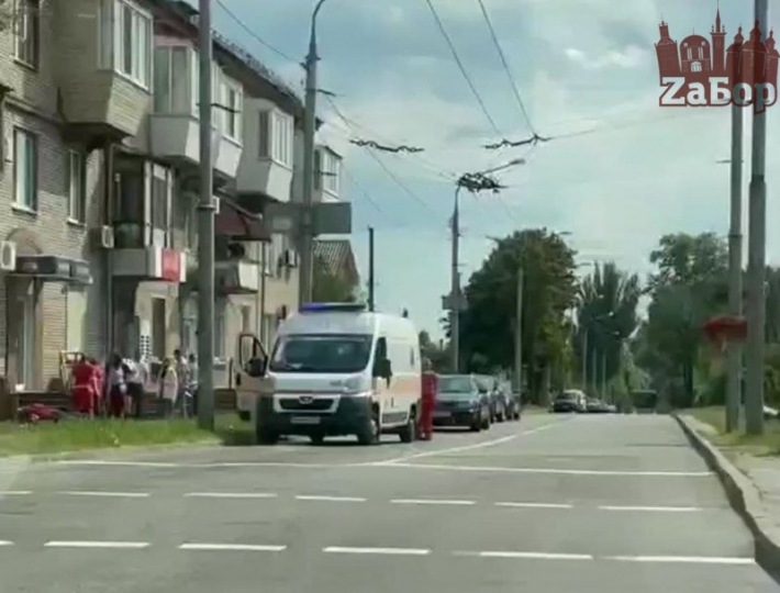 В Запорожье на улице обнаружили труп (фото)