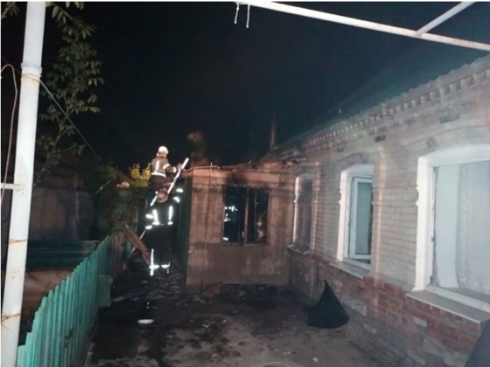 В Мелитополе открыли уголовное дела по поджогу дома, в котором находились дети