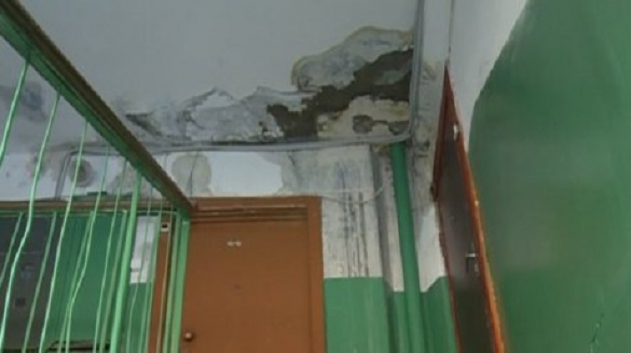 В Мелитополе десяток многоэтажек пострадали от дождя