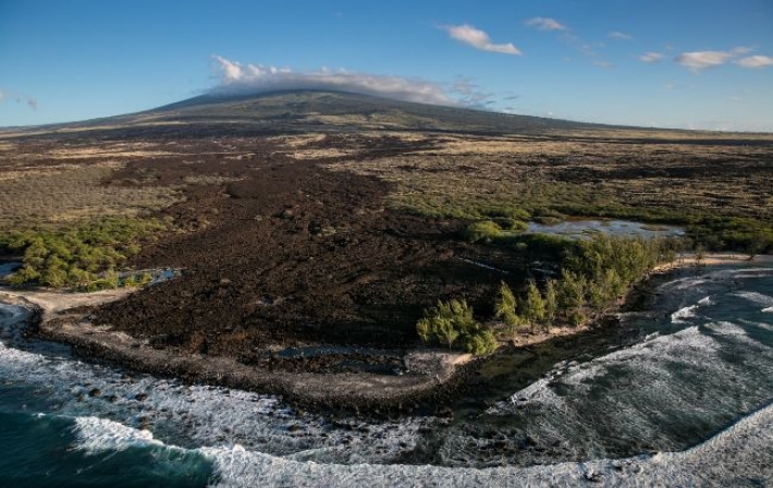 Ученые предупредили о возможном извержении самого большого вулкана на Земле