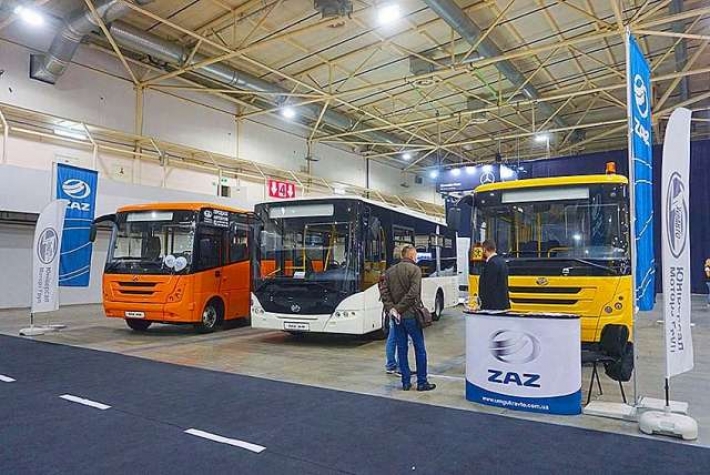 ЗАЗ на выставке в Киеве продемонстрировал модельный ряд автобусов